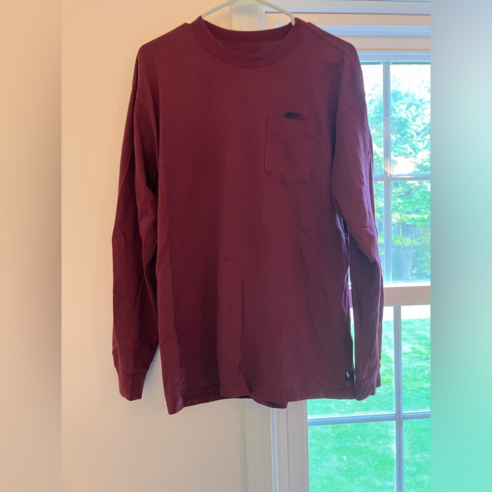 Nike Men’s Long Sleeve Shirt